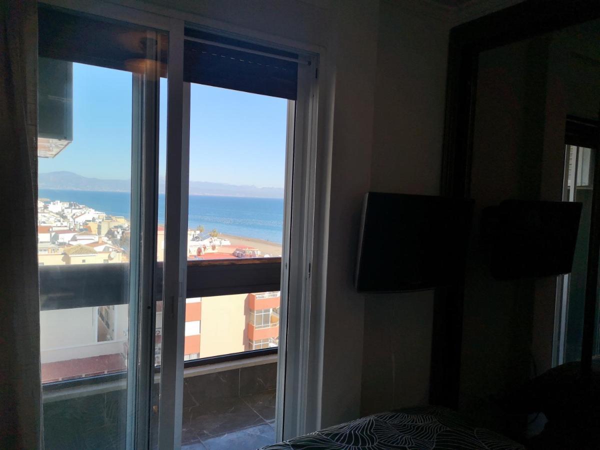 Apartamento 1ª Linea Playa Garaje Piscinas Terraza Torremolinos Eksteriør billede