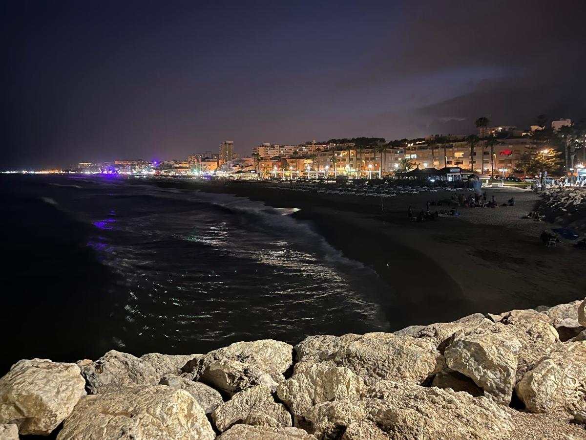 Apartamento 1ª Linea Playa Garaje Piscinas Terraza Torremolinos Eksteriør billede