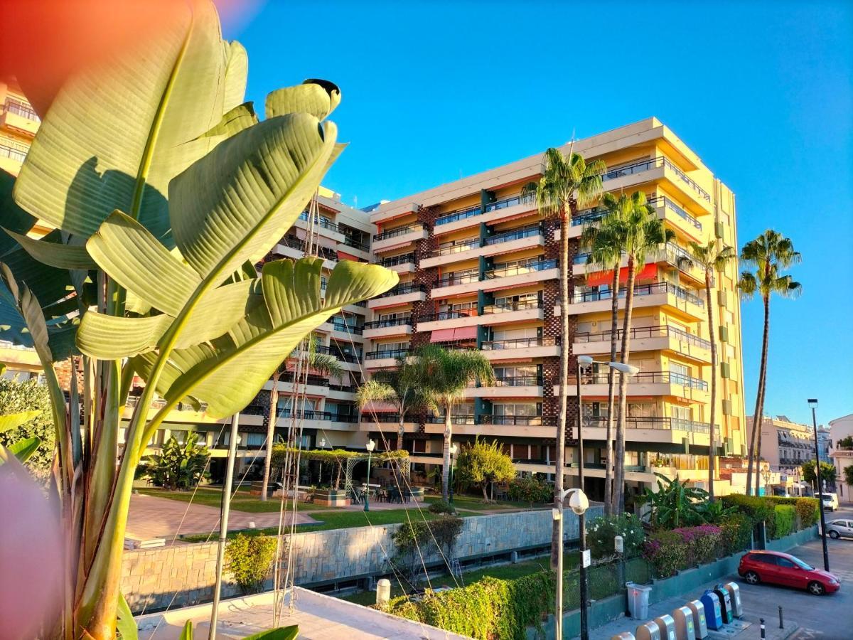 Apartamento 1ª Linea Playa Garaje Piscinas Terraza Torremolinos Eksteriør billede
