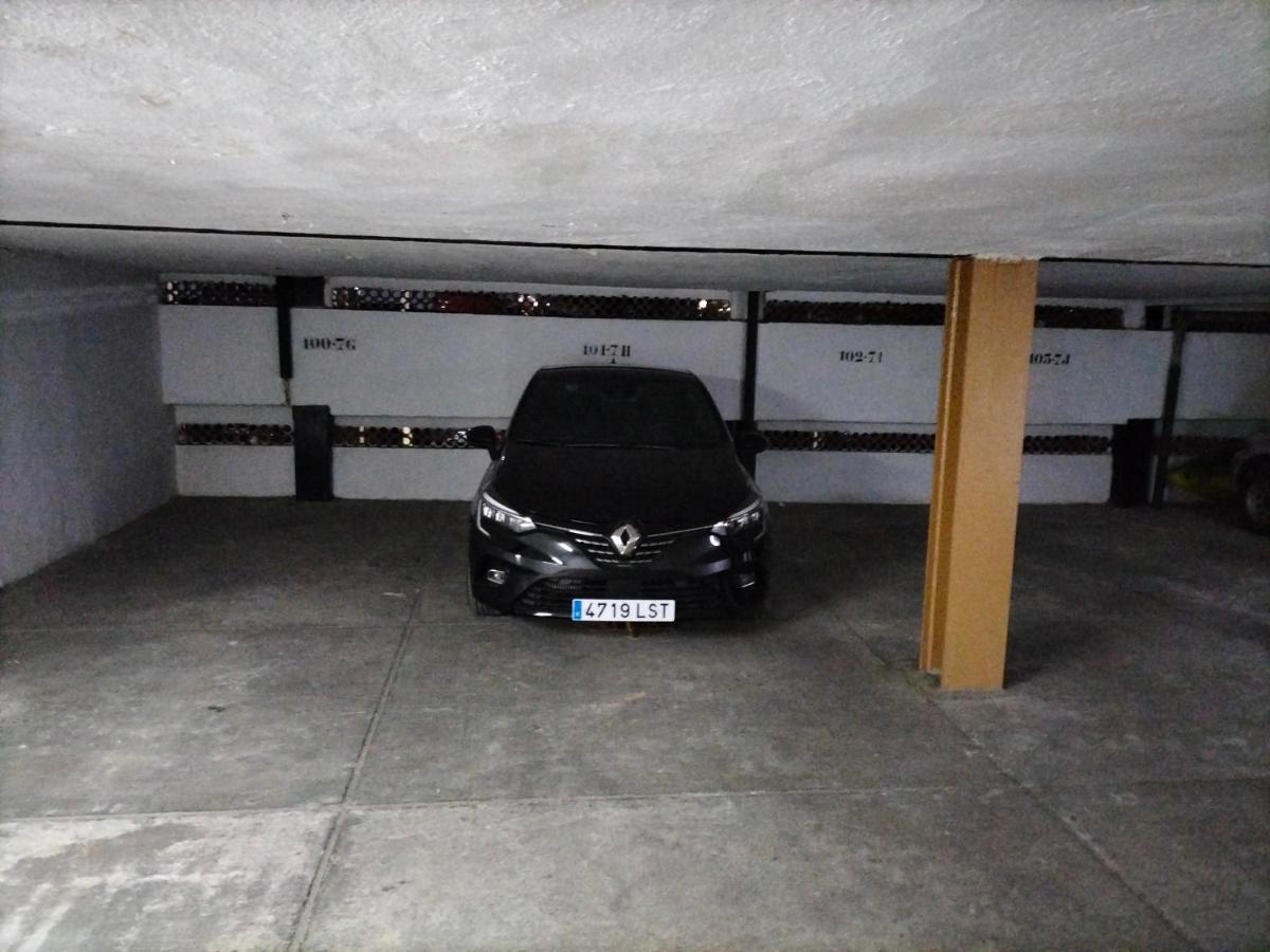 Apartamento 1ª Linea Playa Garaje Piscinas Terraza Torremolinos Eksteriør billede